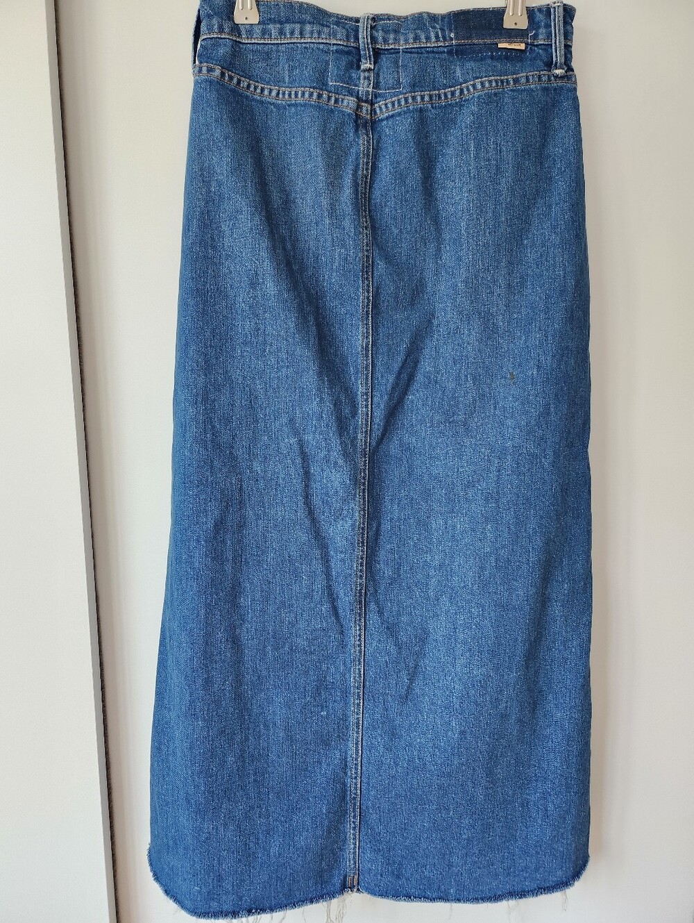 Mothrt Denim The Pleated Midi Skirt Wirh Fray - Picture 6 of 7